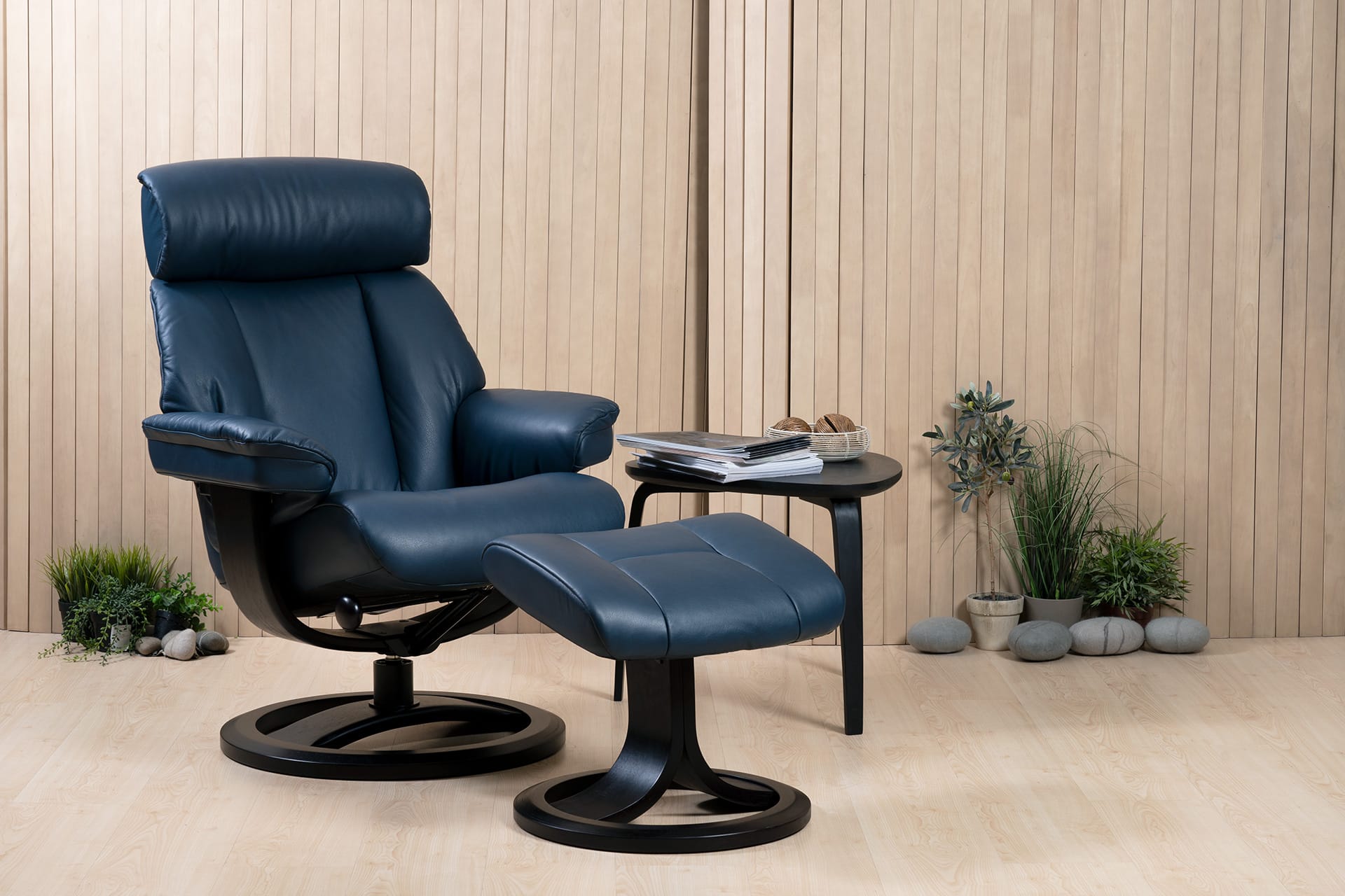 Nordic 99 Recliner Layback Living